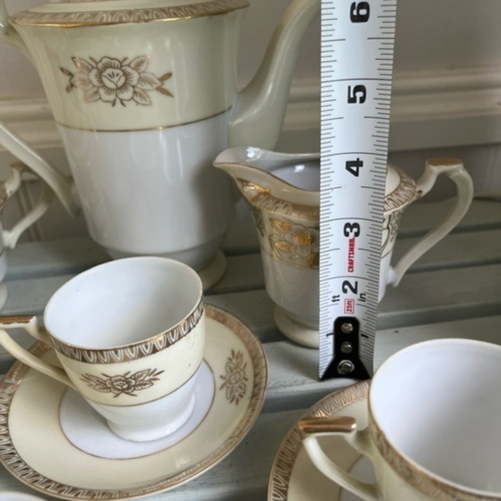 Vintage Chikaramachi Japan Tea Set Teapot, Sugar Dish, Creamer, 4 Cups & Saucers - Picture 6 of 16